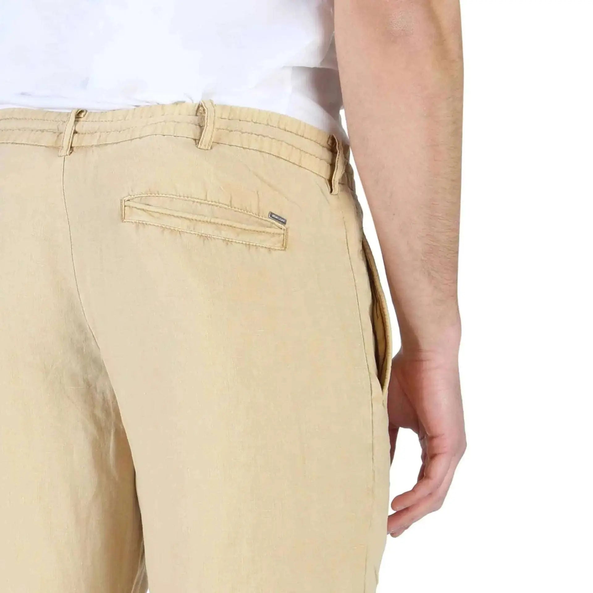 Armani Jeans Pantalons Armani Jeans