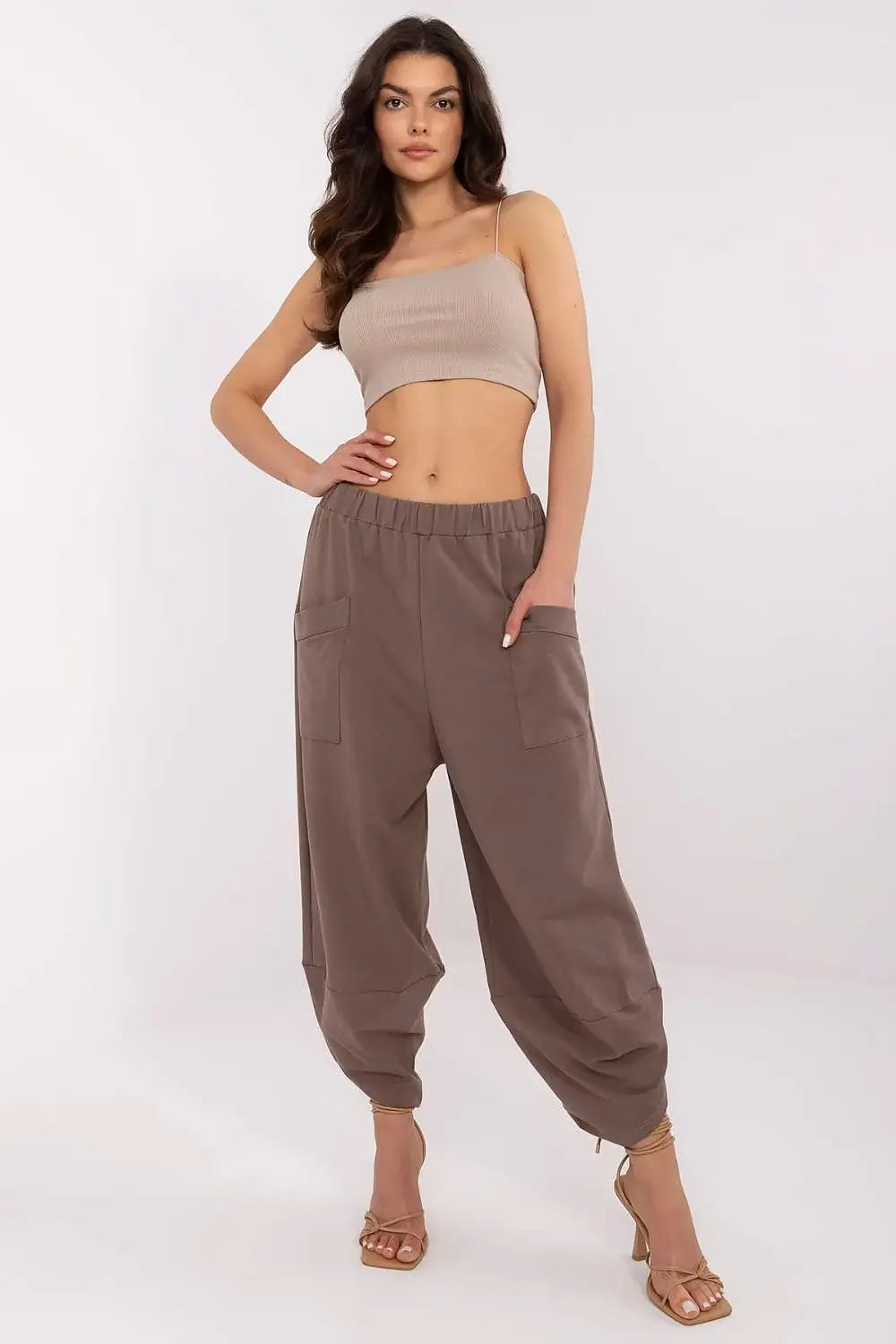  Pantalon survêtement model 210636 Relevance 