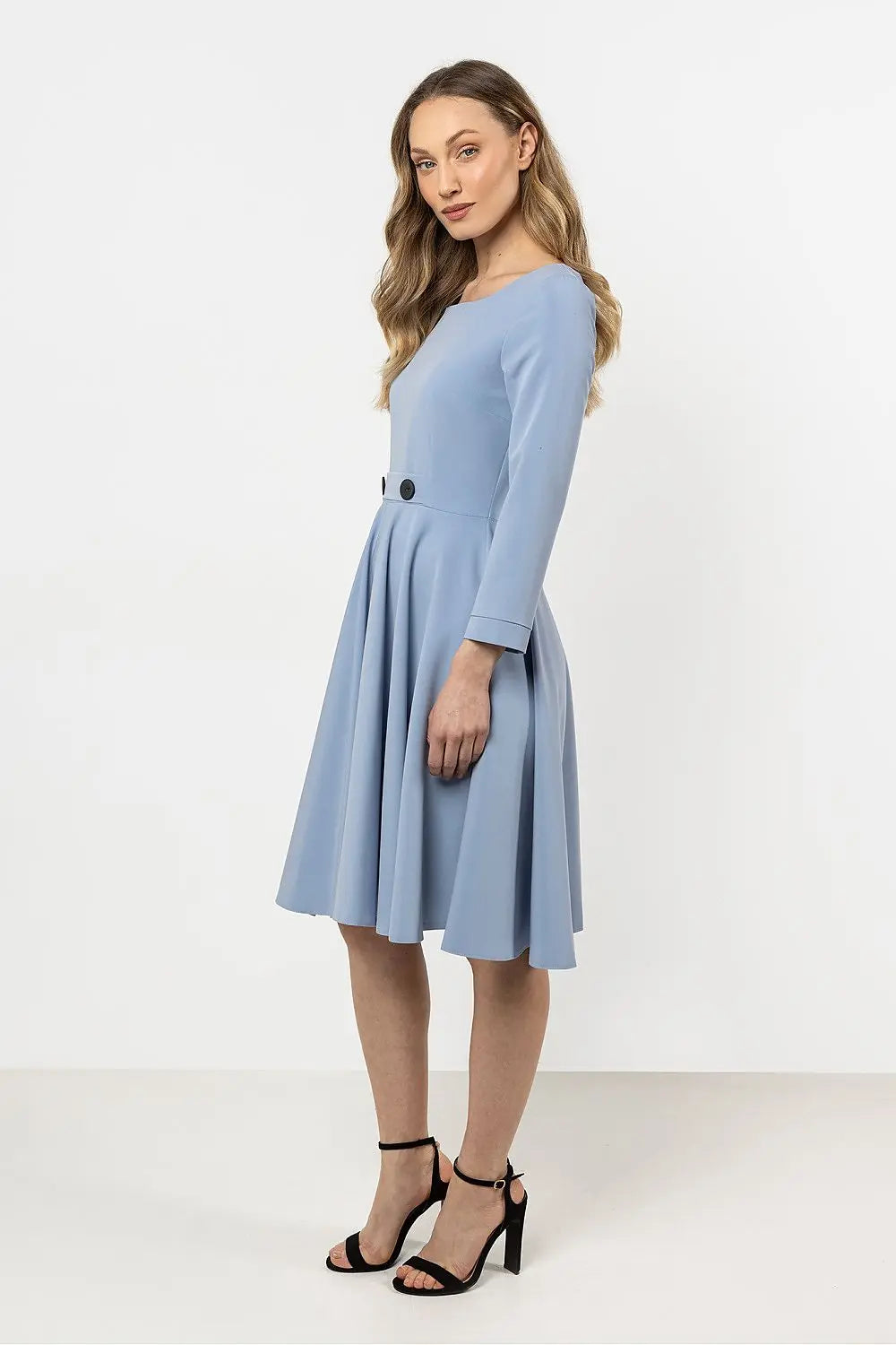  Robe de jour model 212240 awama 