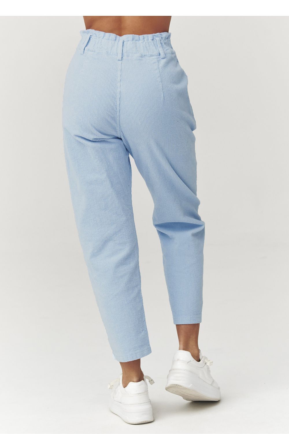  Pantalon femme model 223244 Makadamia 