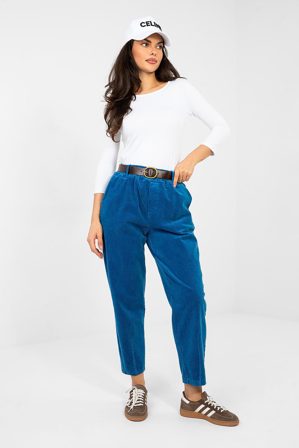  Pantalon en velours côtelé model 224058 Italy Moda 