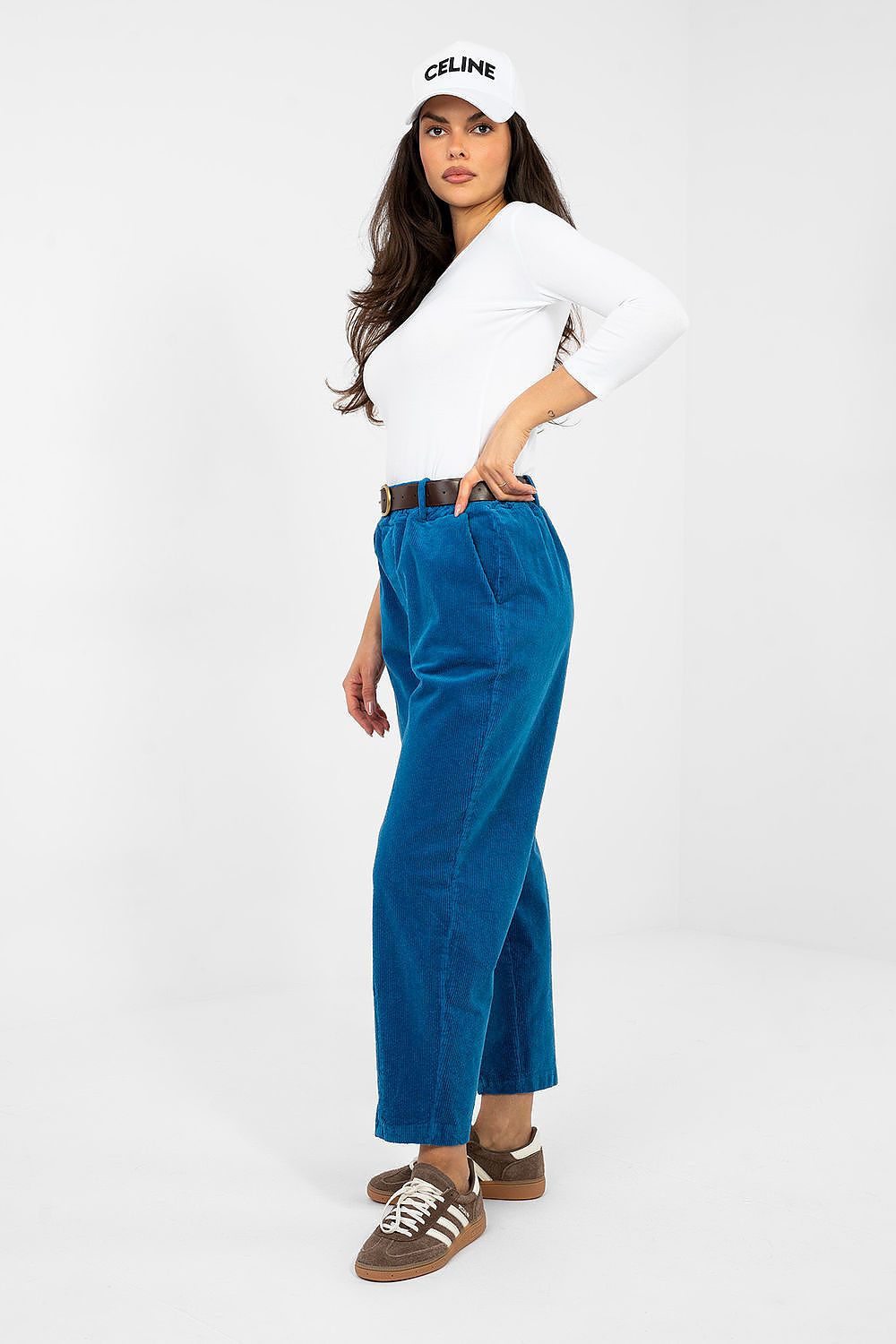  Pantalon en velours côtelé model 224058 Italy Moda 
